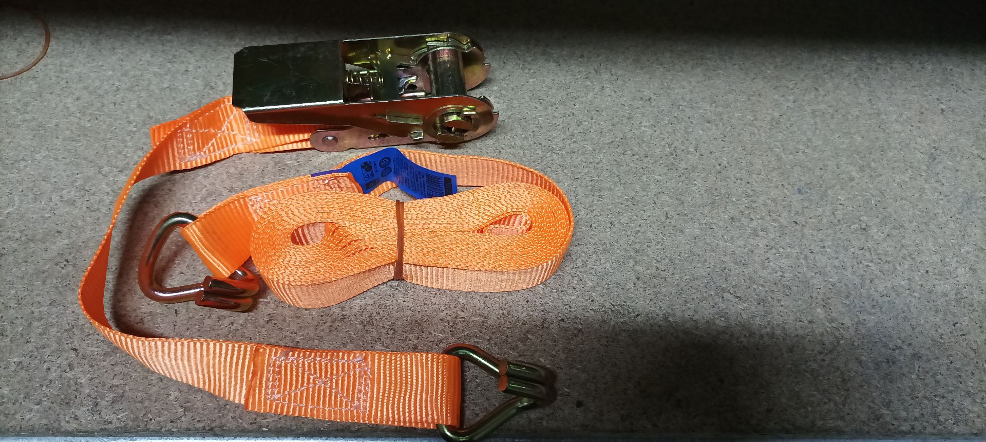 РЕМЕНІ СТЯЖНІ 5М МЕТАЛ РУЧКА