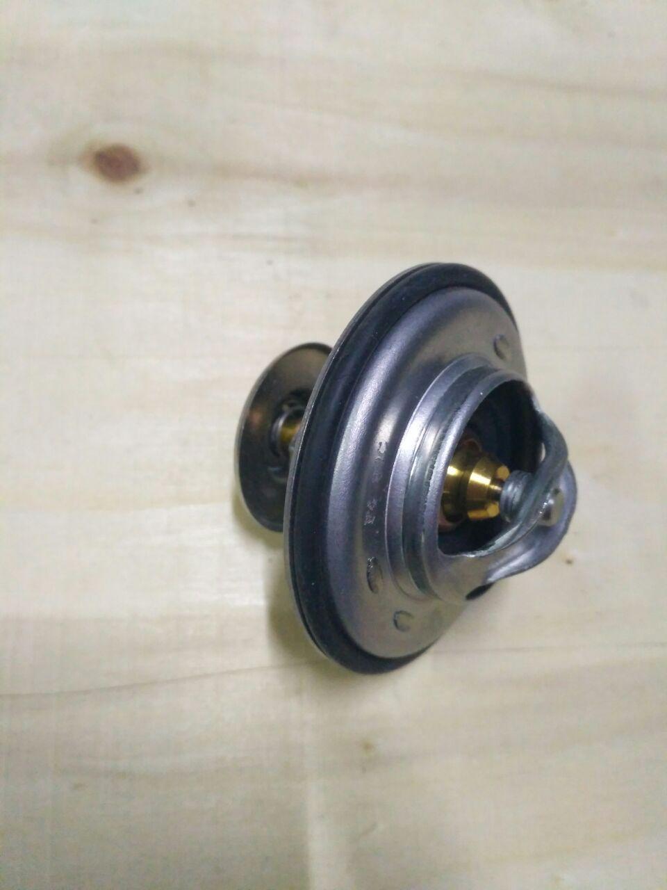 ТЕРМОСТАТ СИСТЕМИ ОХОЛОДЖЕННЯ (87°C) AUDI 100, 200, 80, 90, A6, CABRIOLET