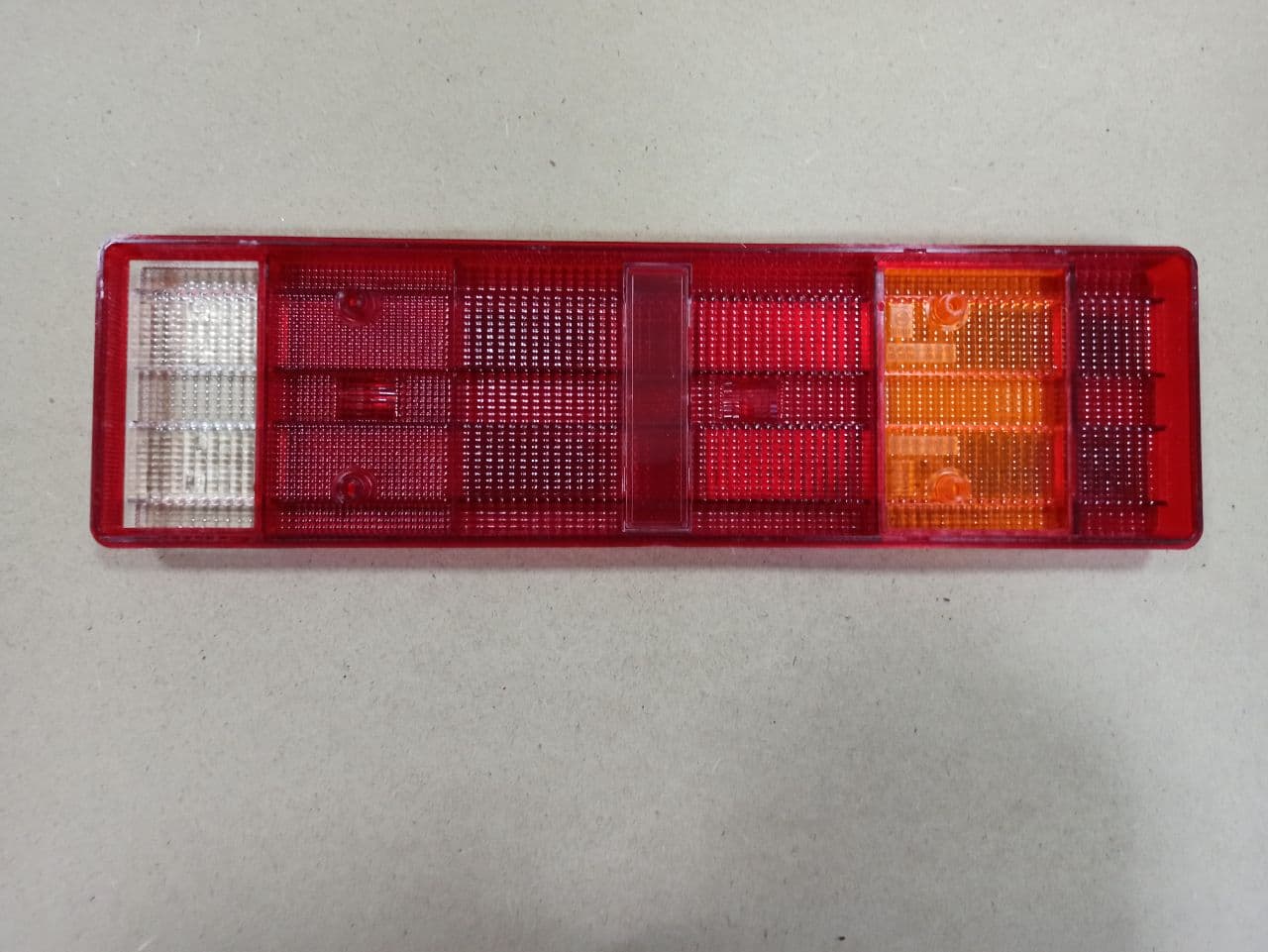 СКЛО ЛІХТАРЯ MB РЕБР./ЛІВ./