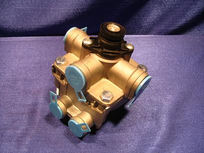 КЛАПАН  ЗАМ.ПРИСКРОР.