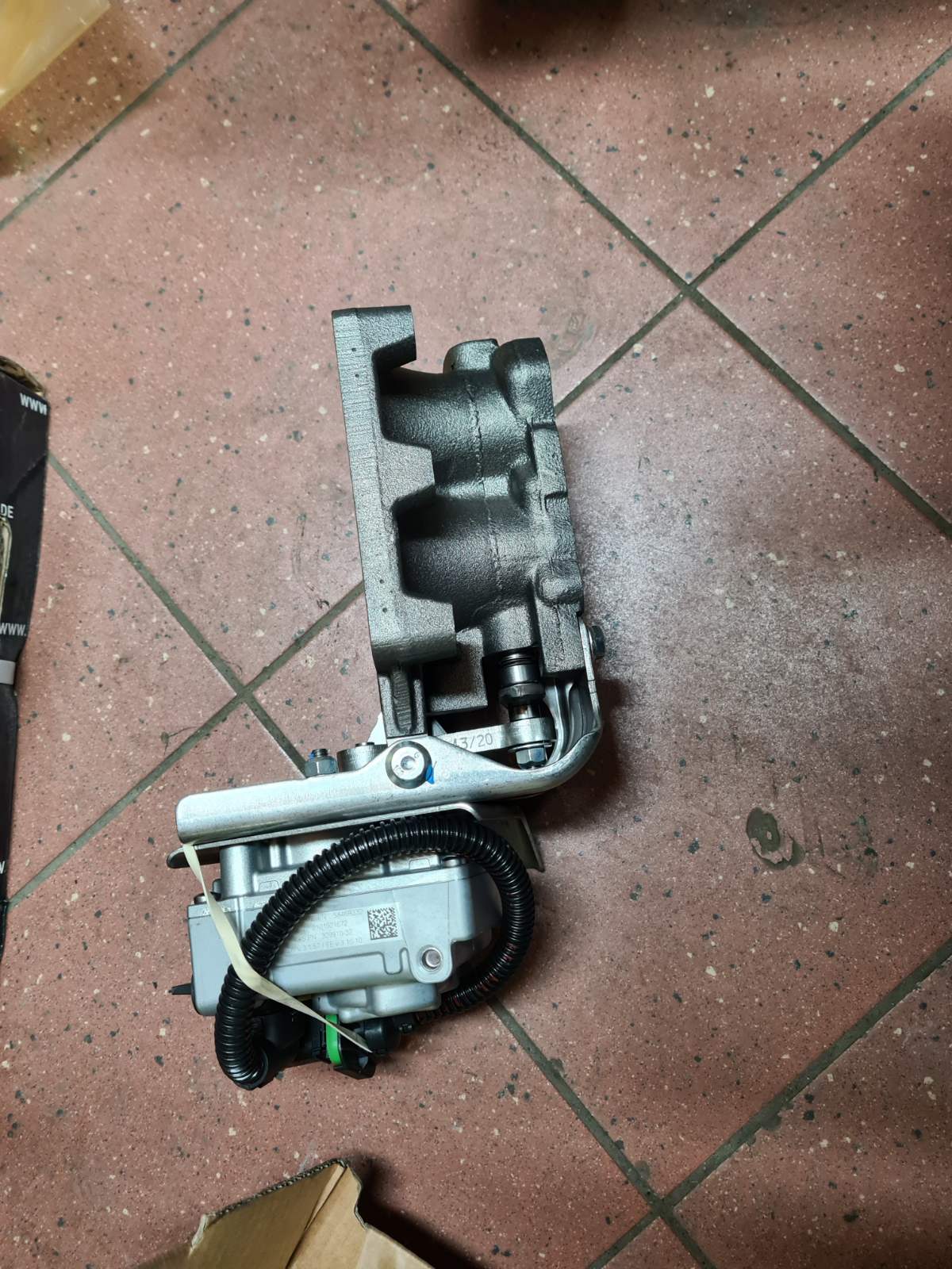 КЛАПАН EGR РЕЦИРКУЛЯЦІЇ ВИХЛОПНИХ ГАЗІВ MAN TGS/TGX EURO 6 (D2066/D2676)